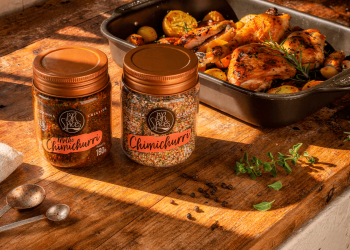 Chimichurri: o que é e como usar esse tempero